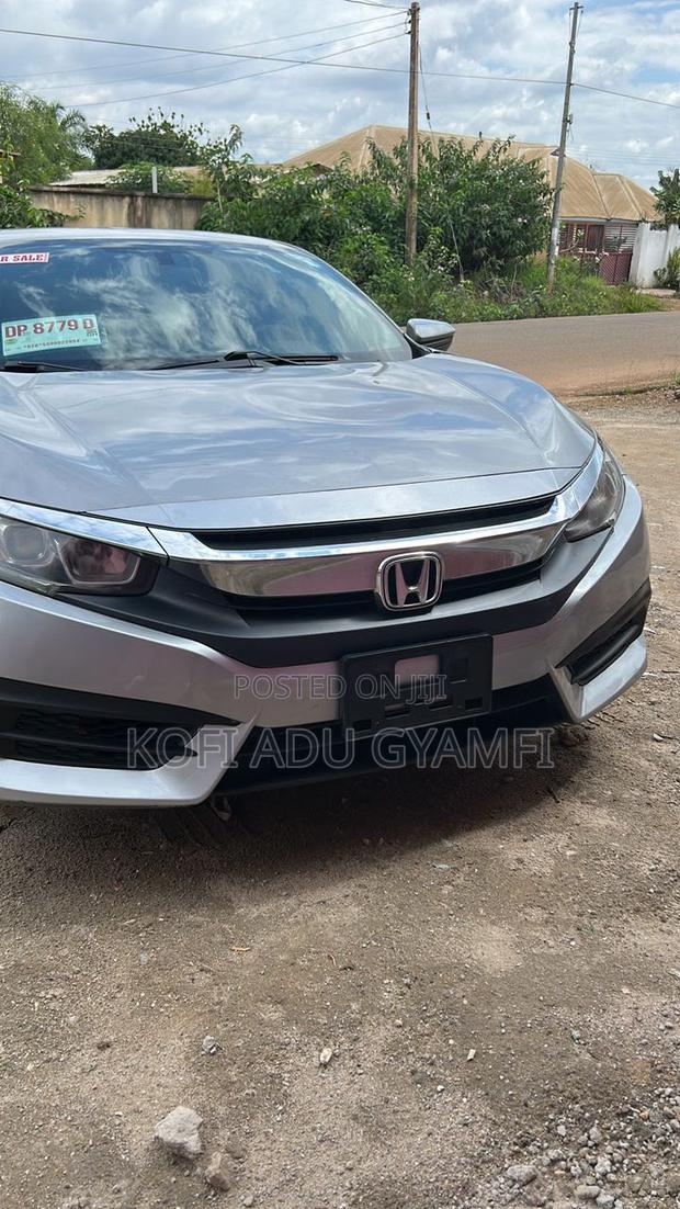 Honda Civic LX 4dr Sedan (2.0L 4cyl) 2016 Gray