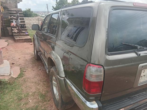 Toyota 4-Runner 2009 Gray