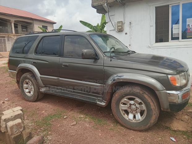 Toyota 4-Runner 2009 Gray