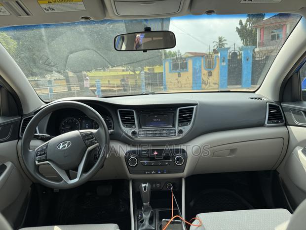 Hyundai Tucson 2017 Blue