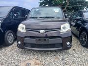 Toyota Sienta 2015 Brown for sale