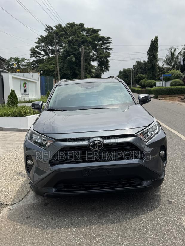 Toyota RAV4 2020 Gray