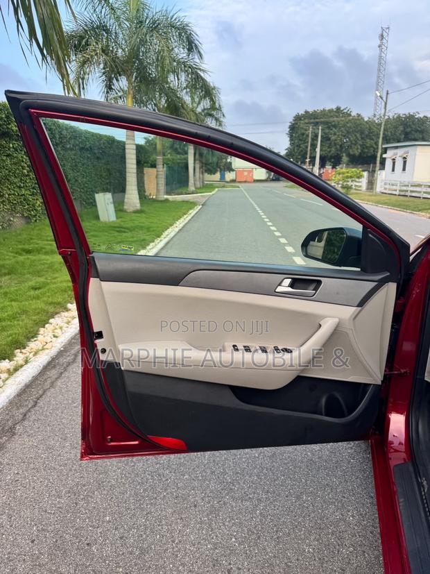 Hyundai Sonata Limited Sedan FWD (2.4L 4cyl 6A) 2016 Red