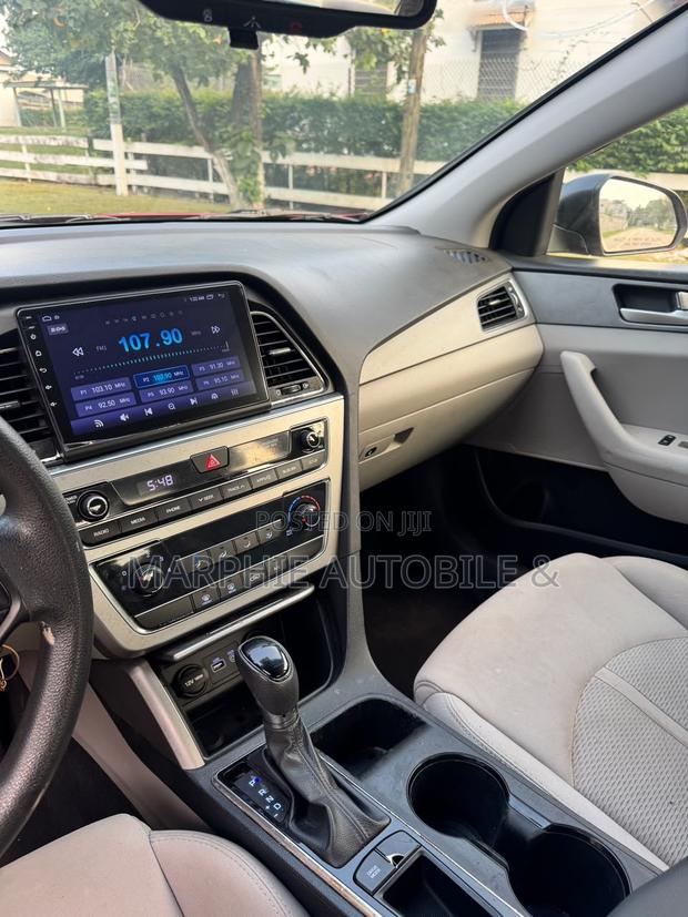 Hyundai Sonata Limited Sedan FWD (2.4L 4cyl 6A) 2016 Red