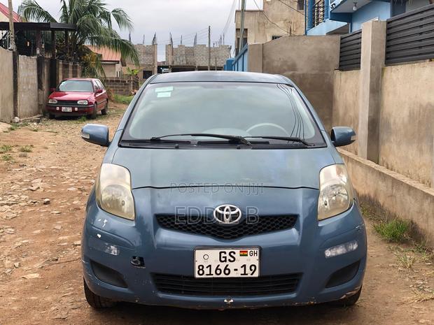 Toyota Vitz 1.0 FWD 5dr 2012