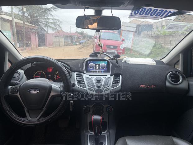 Ford Fiesta 2018 Blue