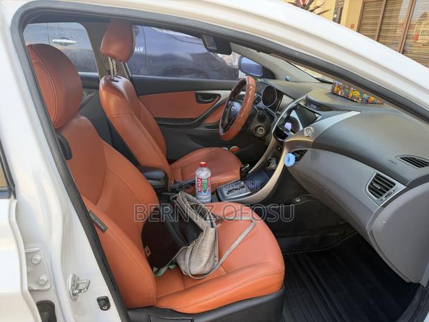 Hyundai Avante 2014 White