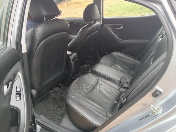 Hyundai Elantra 2015