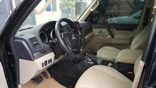 Mitsubishi Pajero 2013 Black