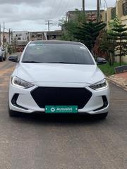 Hyundai Avante 2018 White for sale