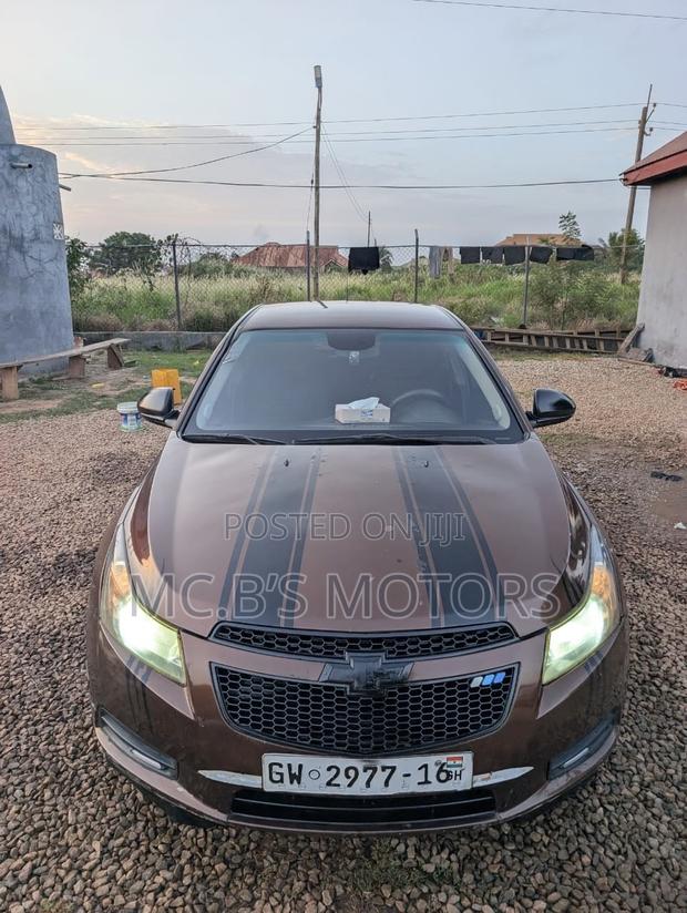 Chevrolet Cruze 2013 Brown