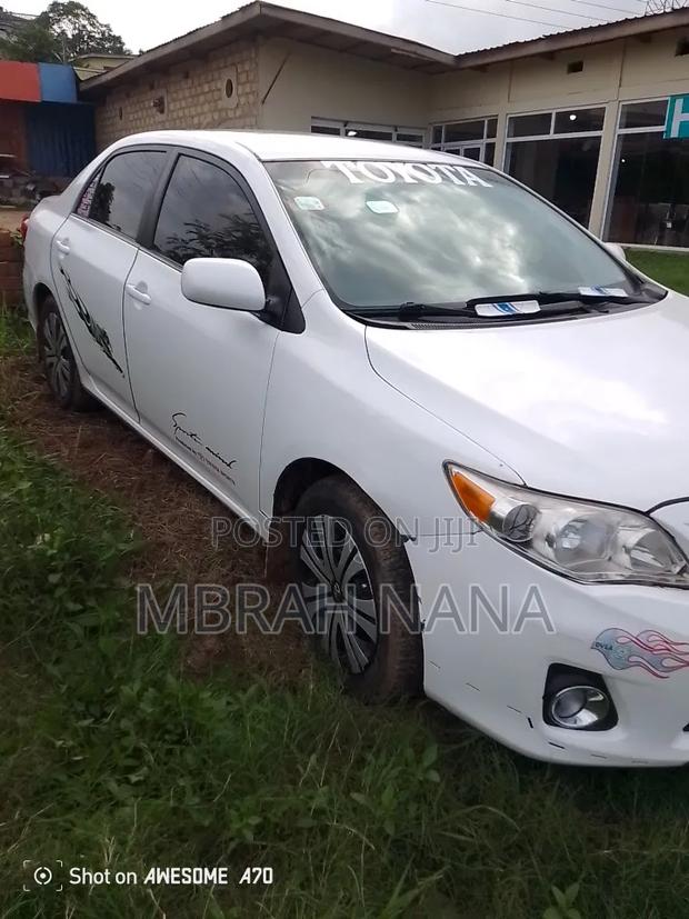 Toyota Corolla 2016 White