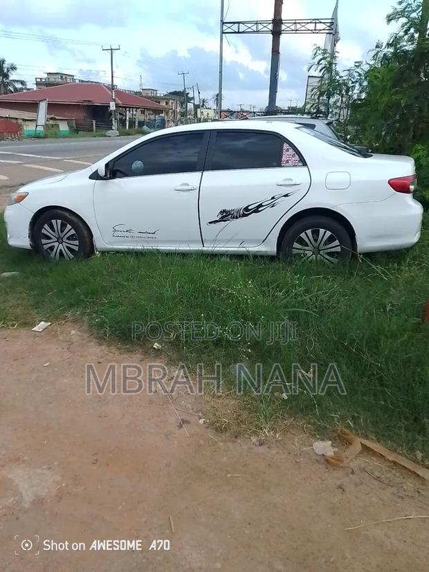 Toyota Corolla 2016 White