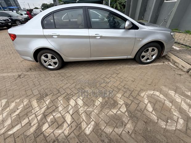 MG 350 2013 Silver