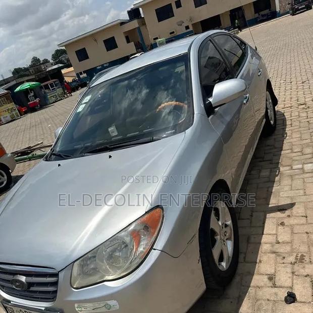 Hyundai Elantra 2012 Silver