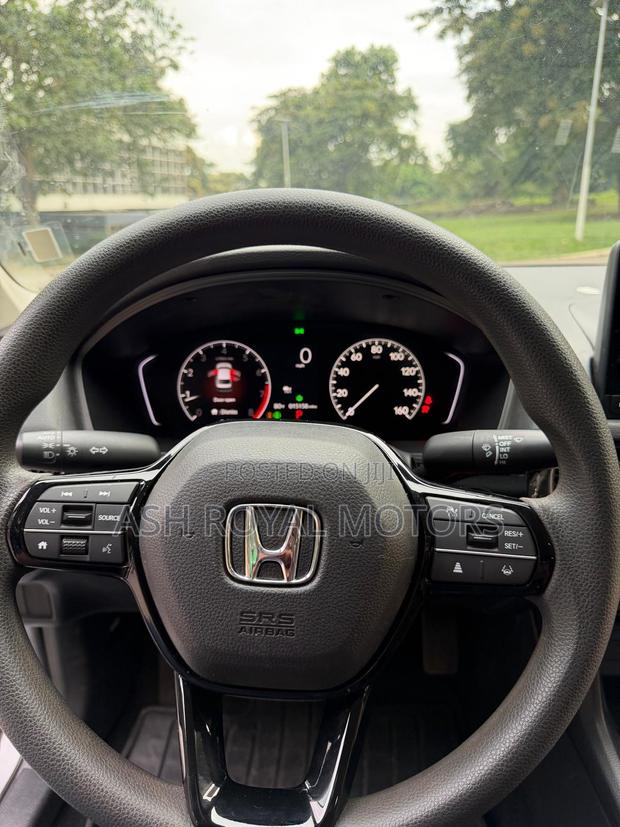 Honda Civic LX CVT 2025 Silver