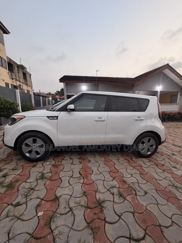 Kia Soul 4dr Wagon (1.6L 4cyl 6A) 2015 White