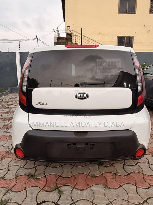 Kia Soul 4dr Wagon (1.6L 4cyl 6A) 2015 White