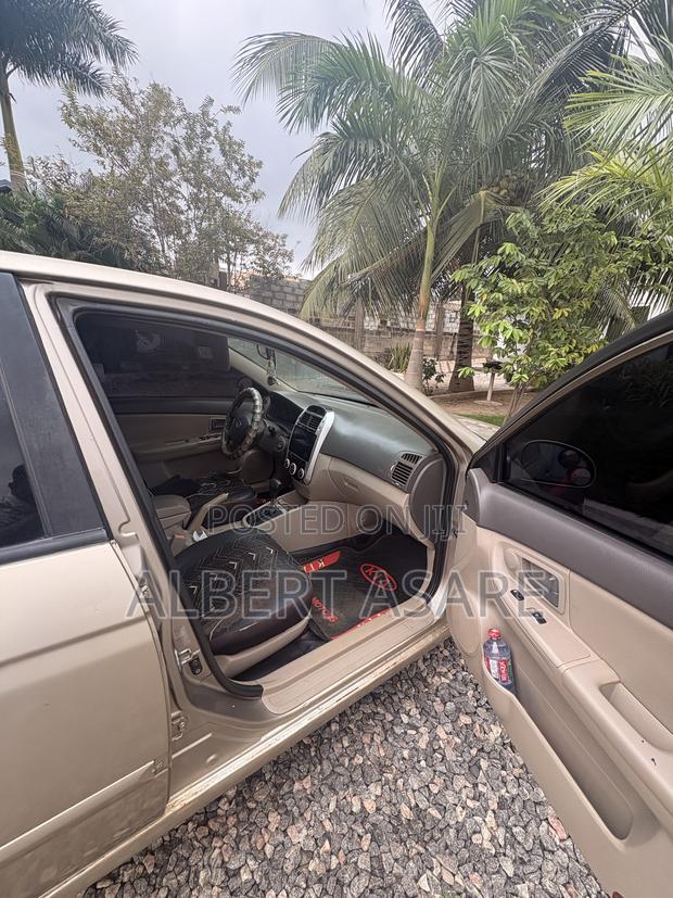 Kia Spectra 2.0 2008 Gold
