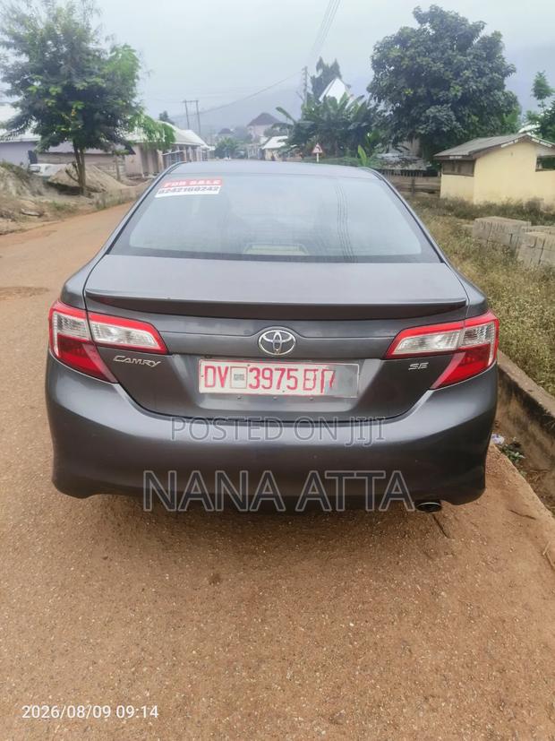 Toyota Camry 2014 Gray