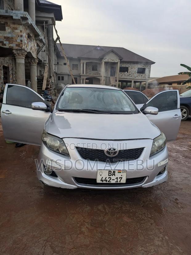 Toyota Corolla 2009 Silver