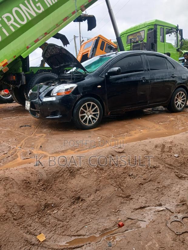 Toyota Yaris 2008 Black