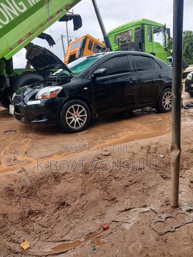 Toyota Yaris 2008 Black