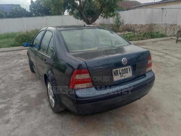 Volkswagen Jetta 2005 Blue
