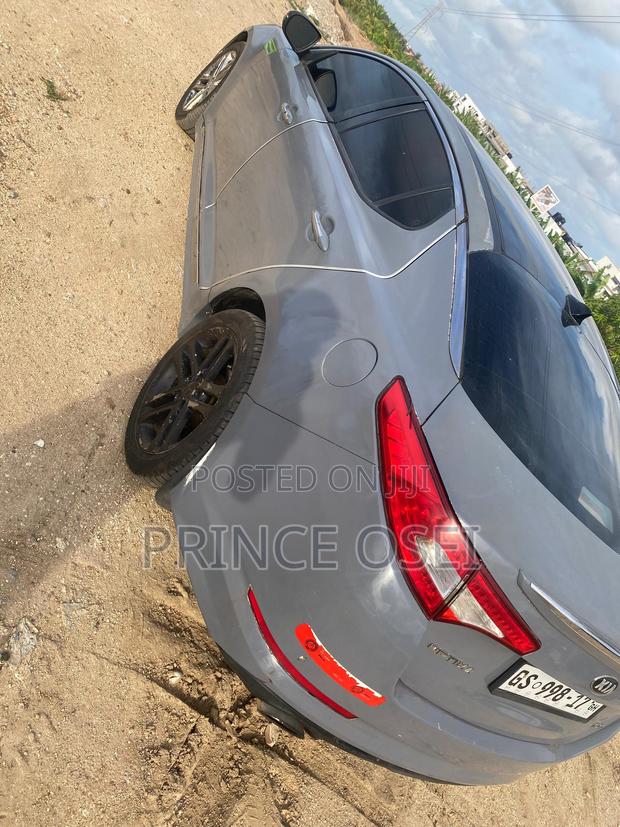 Kia Optima SXL Turbo Sedan FWD (2.0L 4cyl 6A) 2017