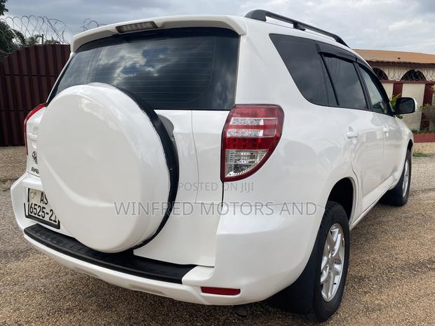 Toyota RAV4 2.5 4x4 2012 White
