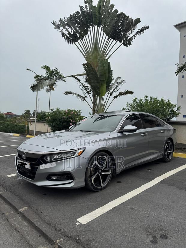 Honda Accord 2019 Silver