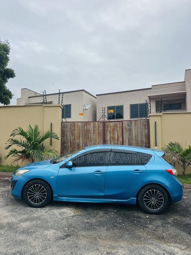 Mazda Axela 2015 Blue