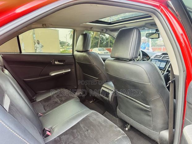 Toyota Camry SE Sport 4dr Sedan w/Prod. End 11/13 (2.5L 4cyl 6A) 2014