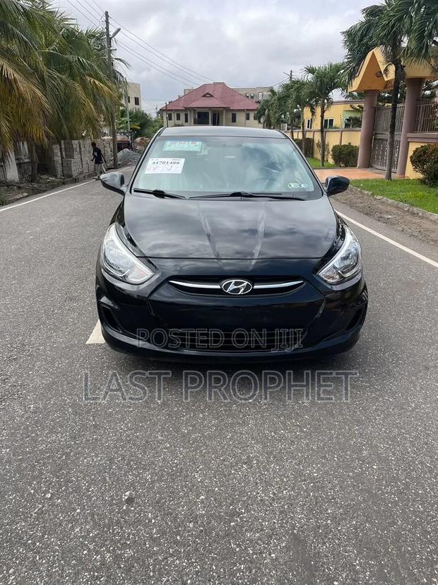 Hyundai Accent 2016 Black