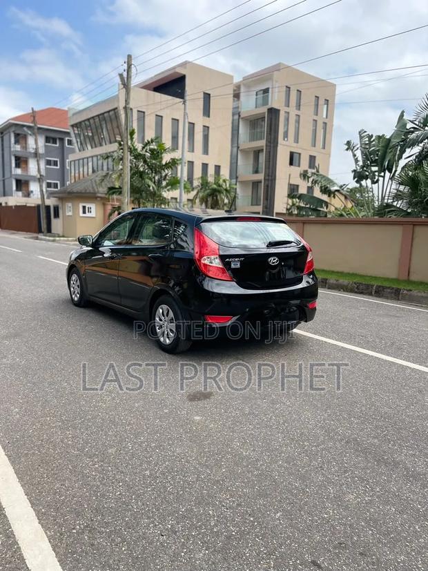 Hyundai Accent 2016 Black