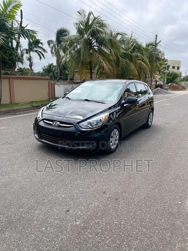 Hyundai Accent 2016 Black