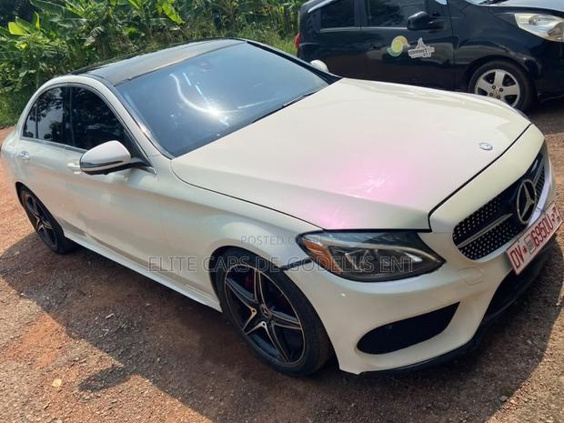 Mercedes-Benz C300 Sport 4Matic Sedan AWD (2.0L 4cyl 7A) 2017 White