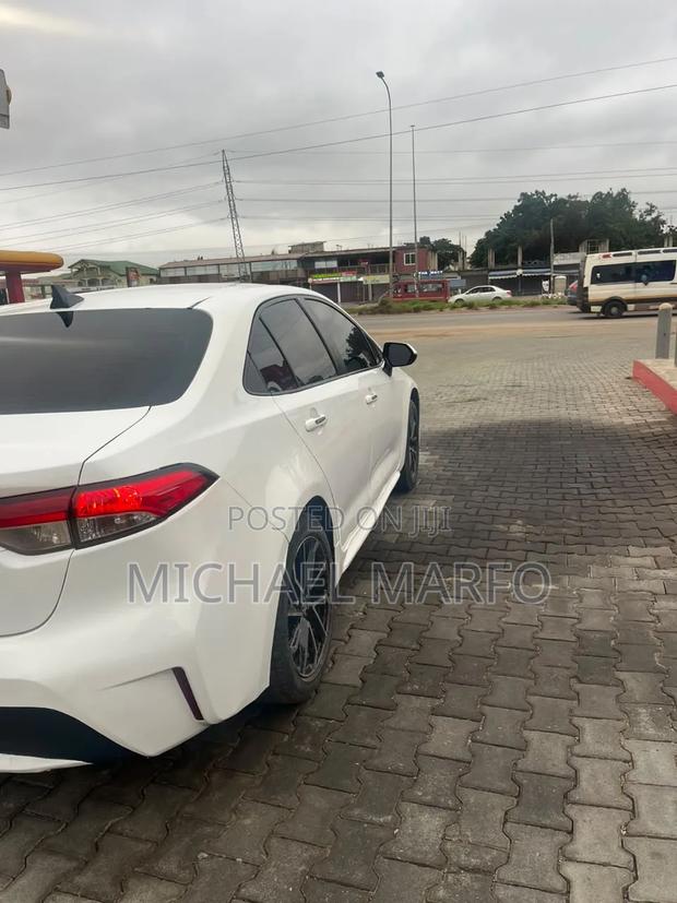Toyota Corolla 2022 White