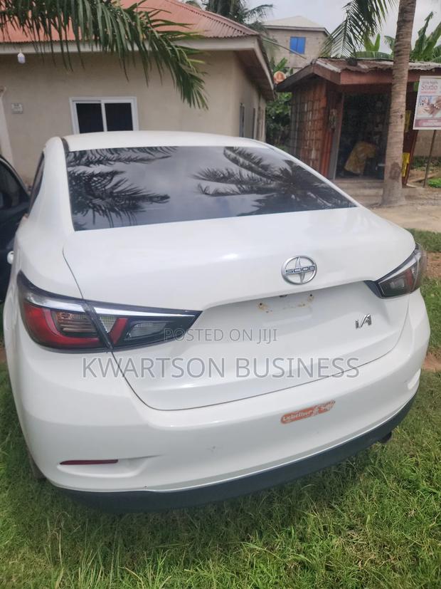 Toyota Yaris iA 1.5 FWD 2017 White
