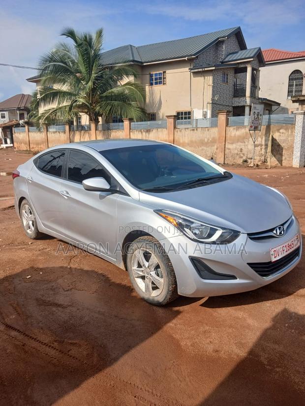 Hyundai Elantra SE 4dr Sedan (1.8L 4cyl 6A) 2014 Silver