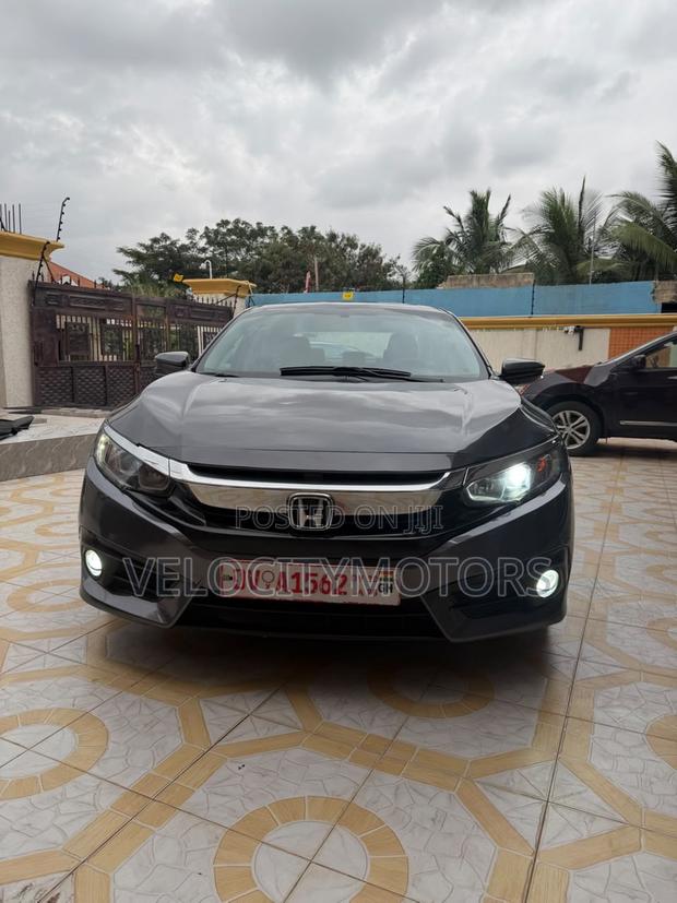 Honda Civic EX Sedan 2018 Gray