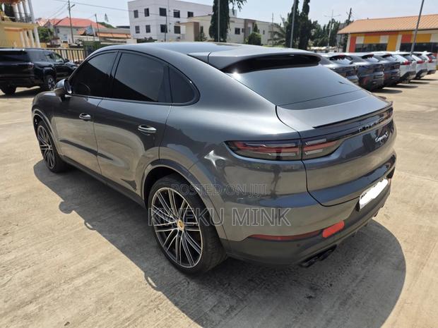 Porsche Cayenne 2020 Gray