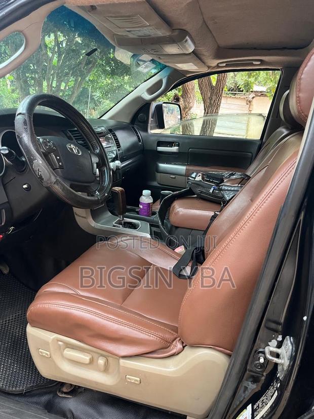Toyota Tundra CrewMax Limited 5.7L 2012 Black