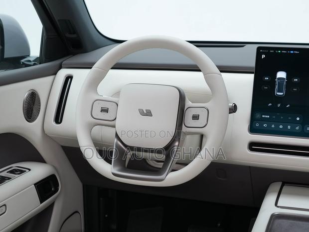 Li Auto L6 2025 White