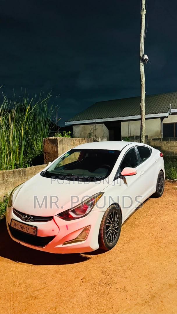 Hyundai Elantra 2015 White