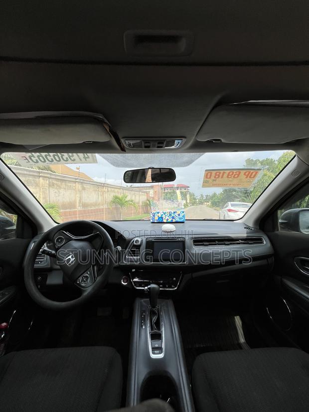 Honda HR-V 4dr SUV (1.5L 4cyl CVT) 2016 Black