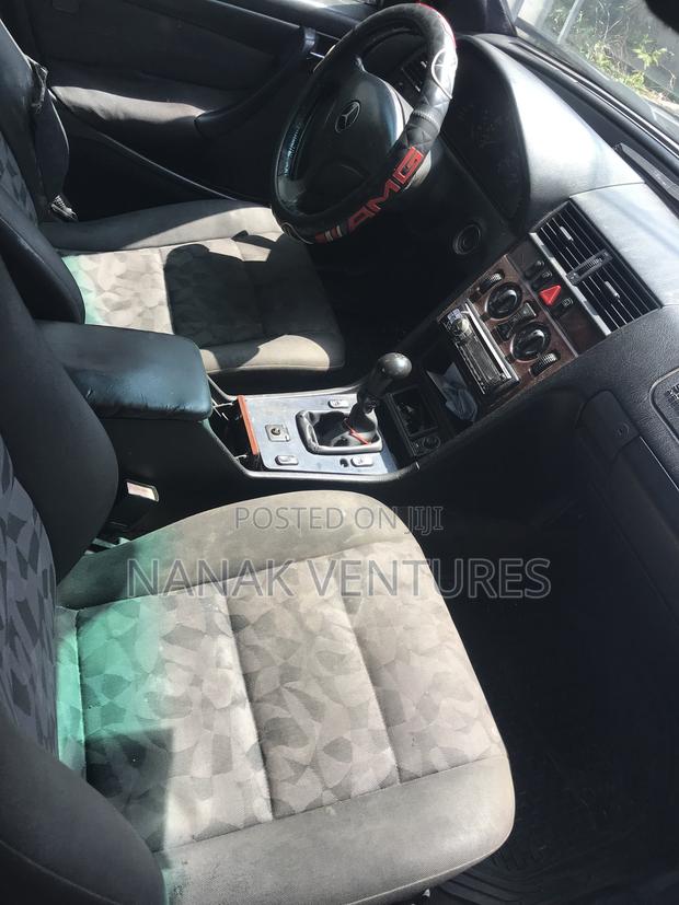 Mercedes-Benz C180 2002 Silver