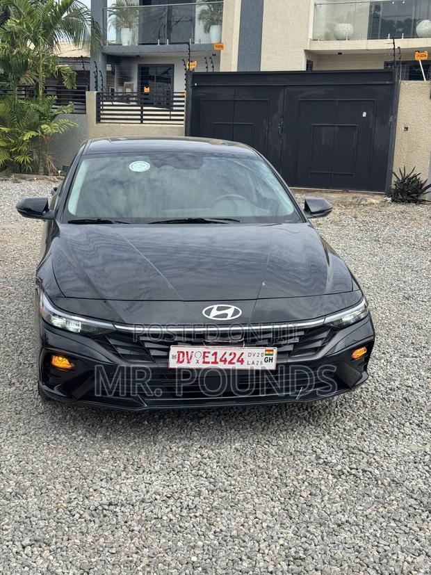 Hyundai Elantra 2025 Black