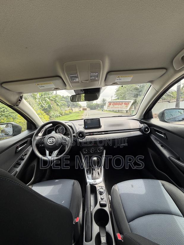Toyota Yaris iA 1.5 FWD 2016 Black