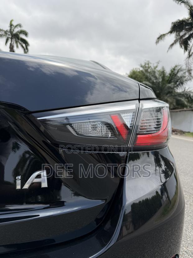 Toyota Yaris iA 1.5 FWD 2016 Black
